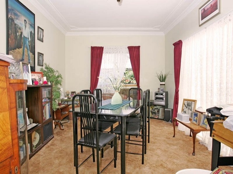 18 South Street, Killarney Vale NSW 2261