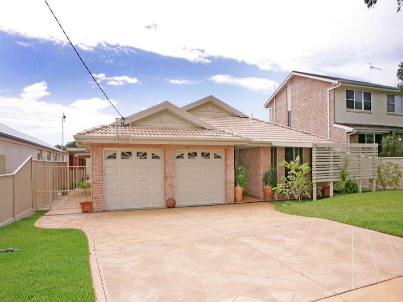 47 Sierra Avenue, Bateau Bay NSW 2261