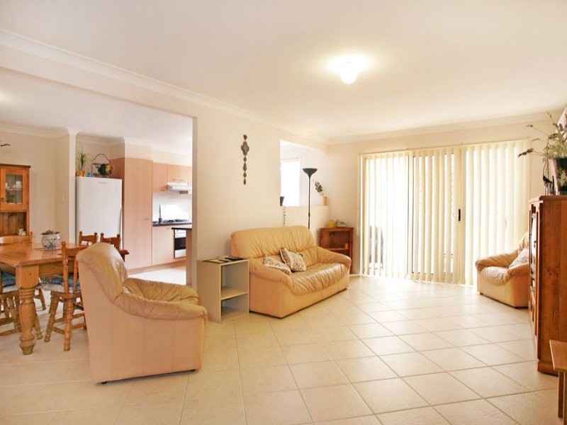 47 Sierra Avenue, Bateau Bay NSW 2261