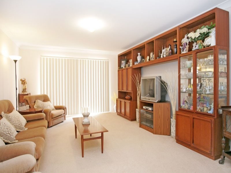 47 Sierra Avenue, Bateau Bay NSW 2261