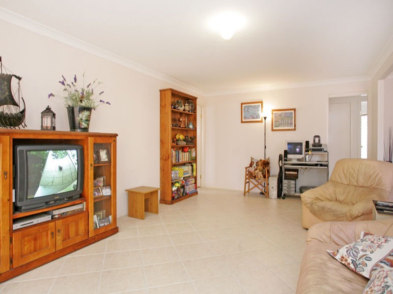 47 Sierra Avenue, Bateau Bay NSW 2261