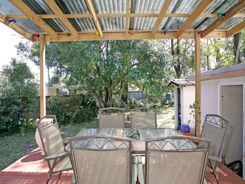 2 Patstone Street, Bateau Bay NSW 2261