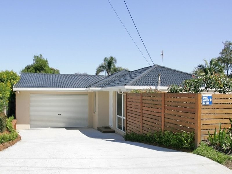 4 Lincoln Close, Bateau Bay NSW 2261
