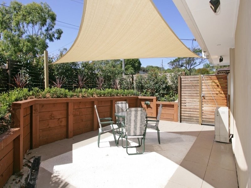 4 Lincoln Close, Bateau Bay NSW 2261