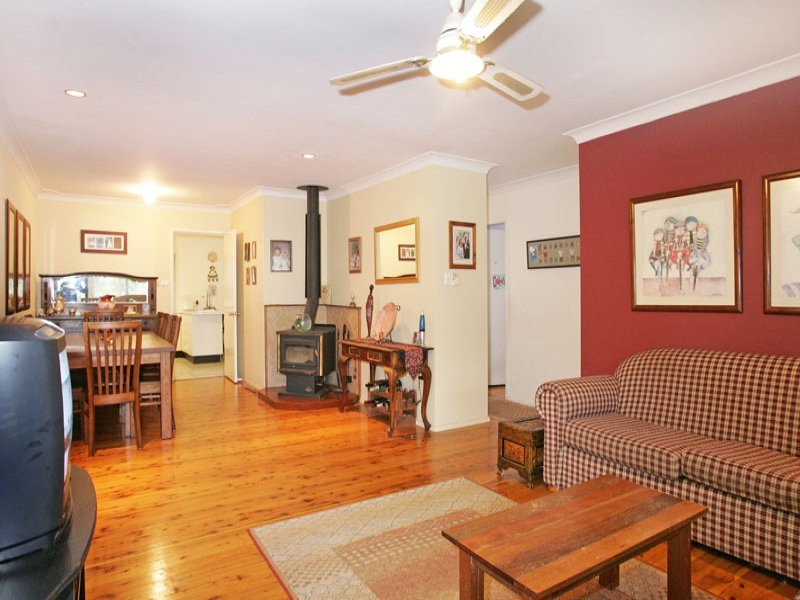 6 Kingfisher Place, Tumbi Umbi NSW 2261