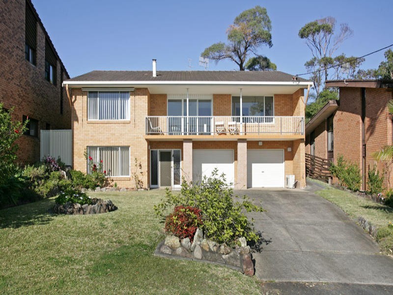 30 Curzon Avenue, Bateau Bay NSW 2261