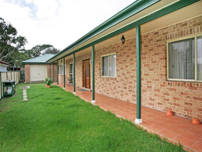 24 Marlowe Road, Bateau Bay NSW 2261