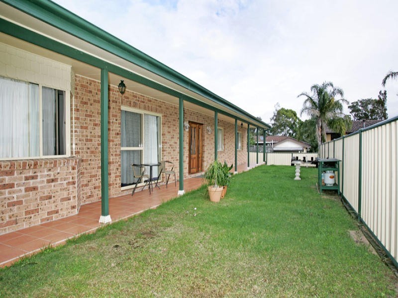 24 Marlowe Road, Bateau Bay NSW 2261