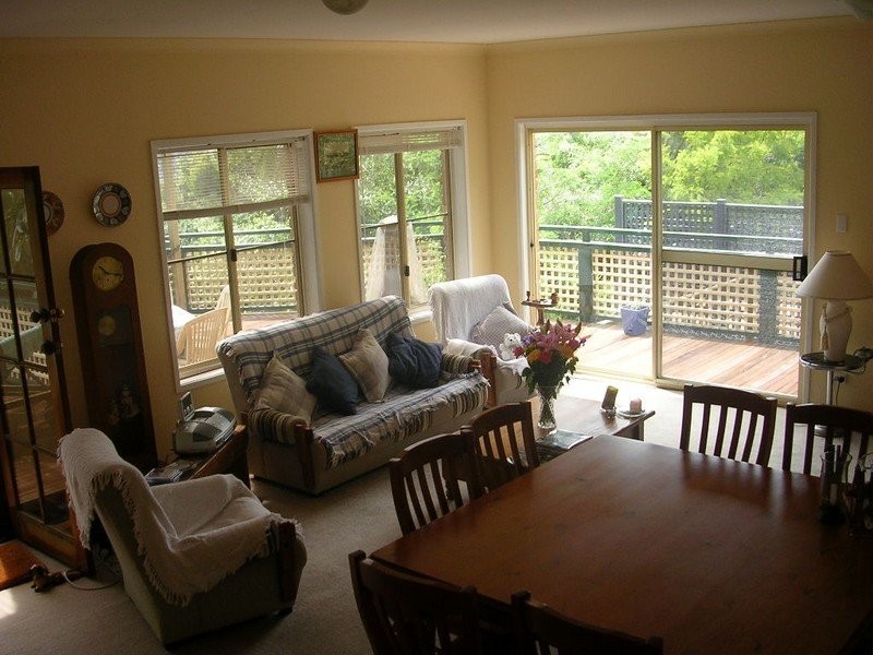 39 Kipling Drive, Bateau Bay NSW 2261