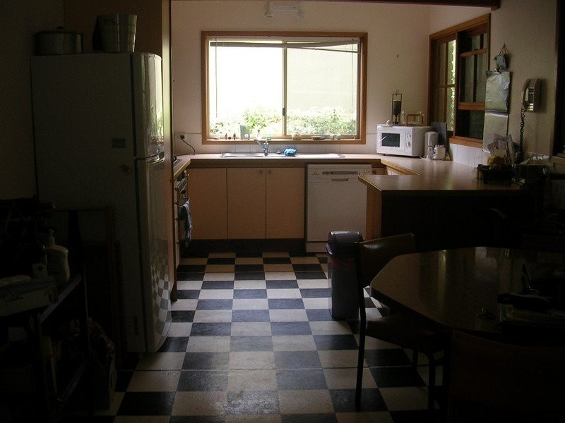 39 Kipling Drive, Bateau Bay NSW 2261