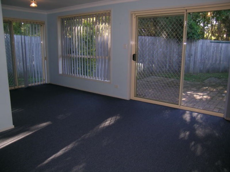 27a Macintyre Street, Bateau Bay NSW 2261