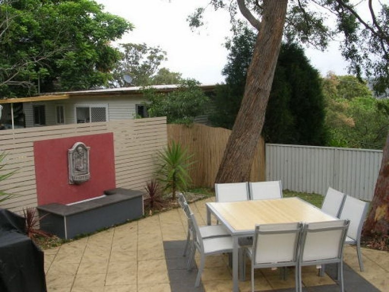 19 Shakespeare Avenue, Bateau Bay NSW 2261