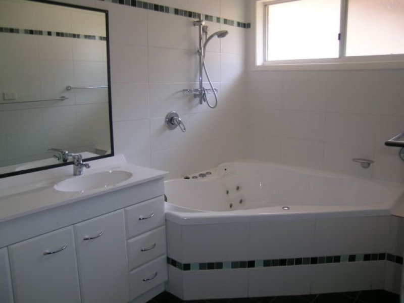 6 Marilyn Crescent, Tumbi Umbi NSW 2261