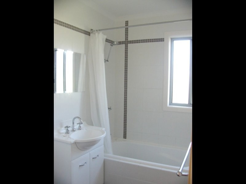 20 Flinders Avenue, Killarney Vale NSW 2261