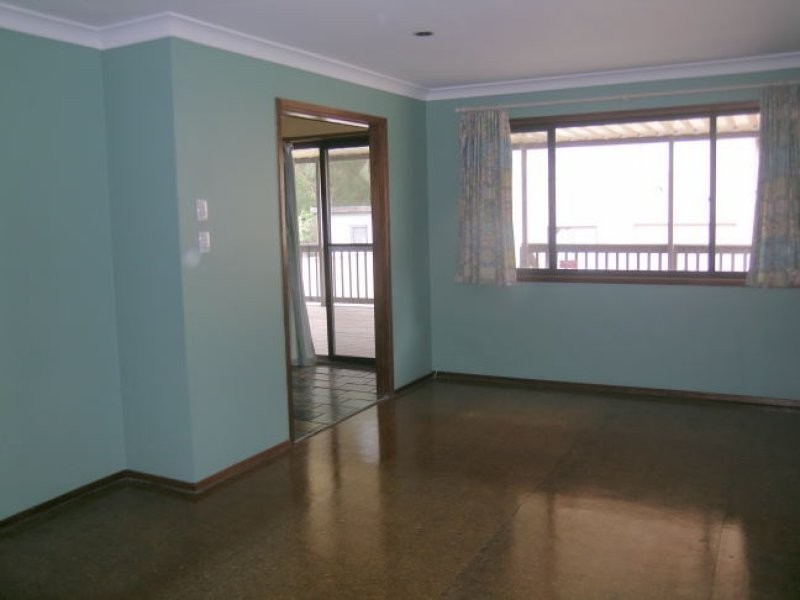 7 Gregory Street, Berkeley Vale NSW 2261