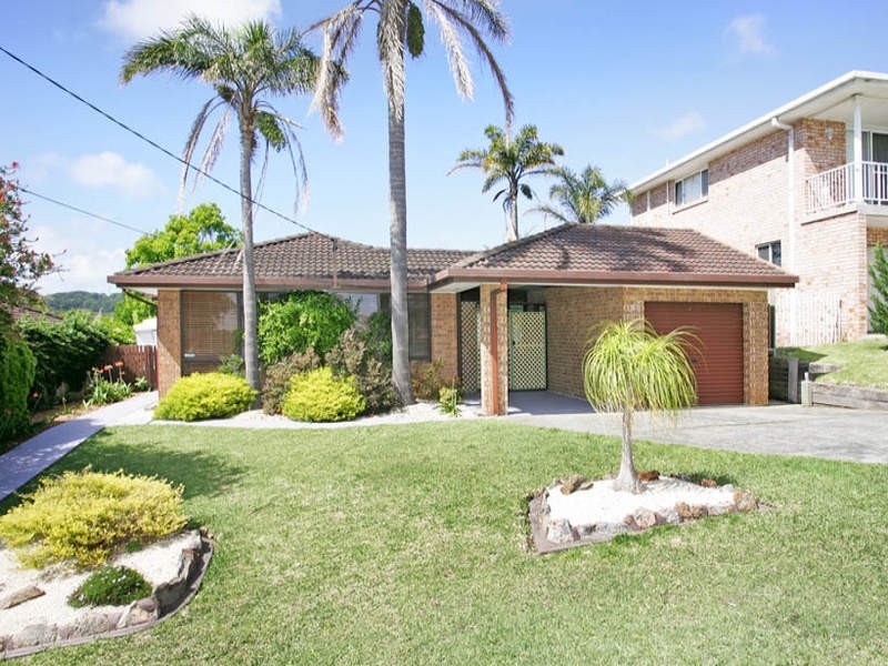 6 Mossman Avenue, Bateau Bay NSW 2261