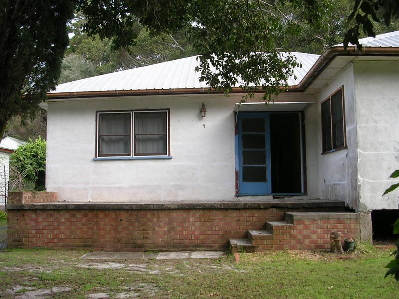 5 Rushby Street, Bateau Bay NSW 2261