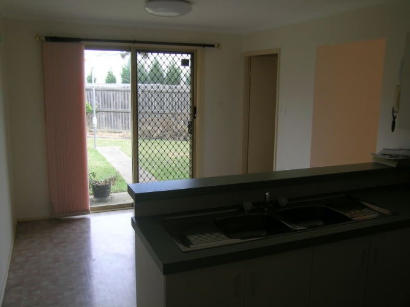 7 Finch Place, Bateau Bay NSW 2261