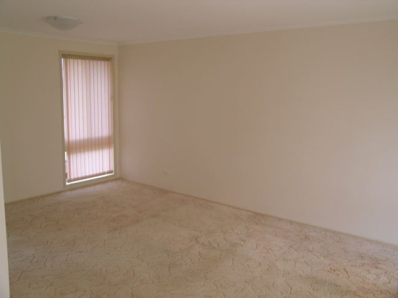 7 Finch Place, Bateau Bay NSW 2261