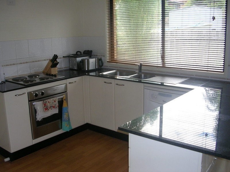 13A Cynthia Street, Bateau Bay NSW 2261