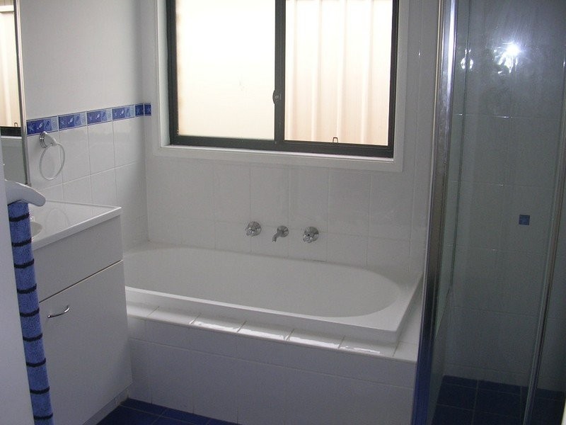 13A Cynthia Street, Bateau Bay NSW 2261