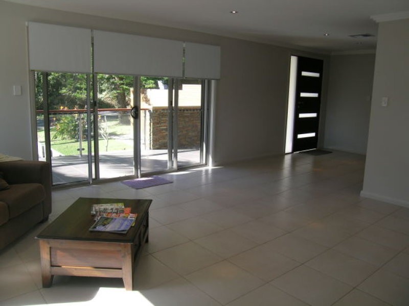 56 Hilltop Street, Bateau Bay NSW 2261