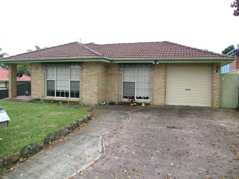 3 Lamb Close, Bateau Bay NSW 2261