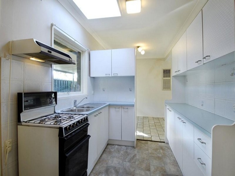 9 Hilary Street, Winston Hills NSW 2153