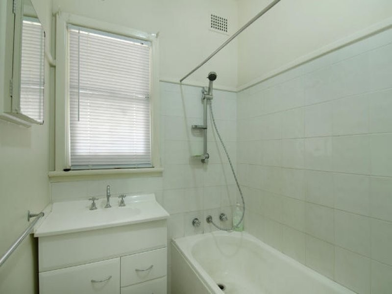 5 Marnpar Road, Seven Hills NSW 2147