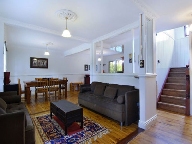 17 Caprera Road, Northmead NSW 2152