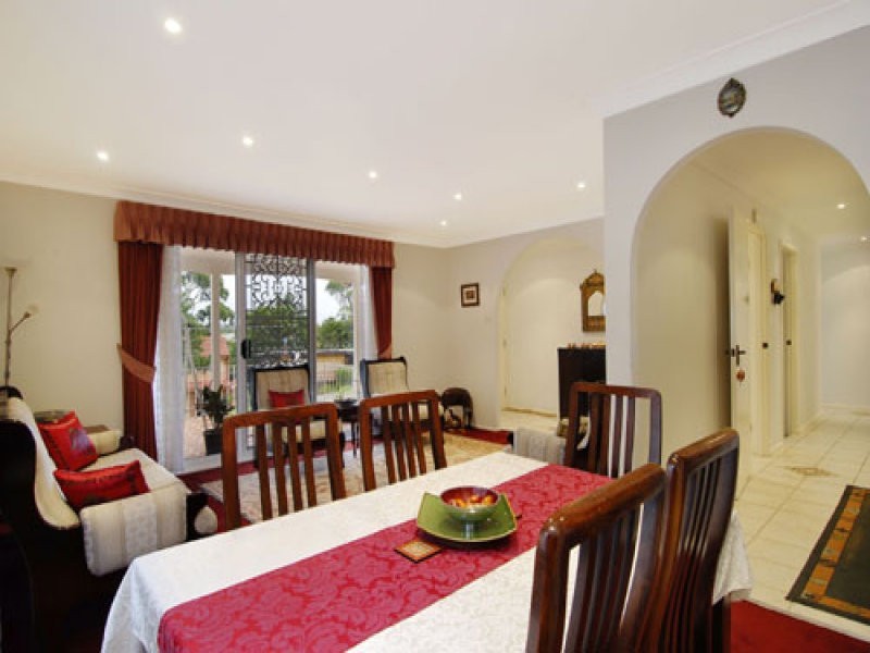 11 Ruth Street, Winston Hills NSW 2153