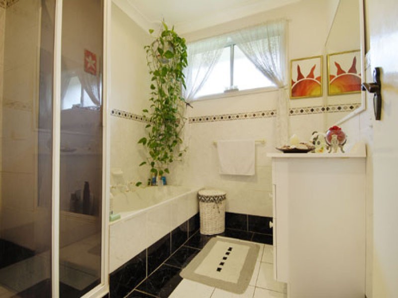 11 Ruth Street, Winston Hills NSW 2153