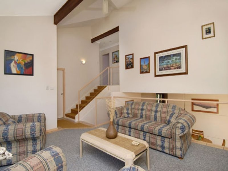 89 Bingara Crescent, Bella Vista NSW 2153