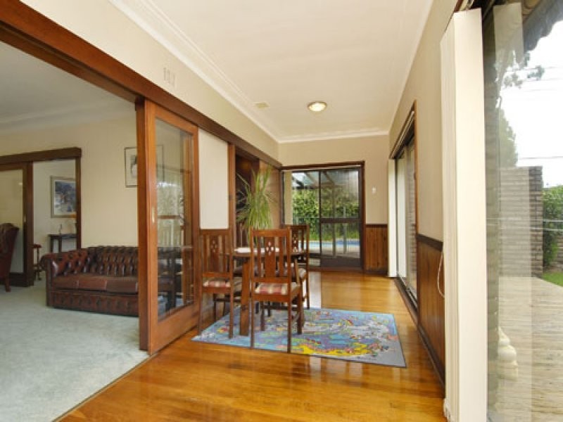 12 Tarana Crescent, Baulkham Hills NSW 2153