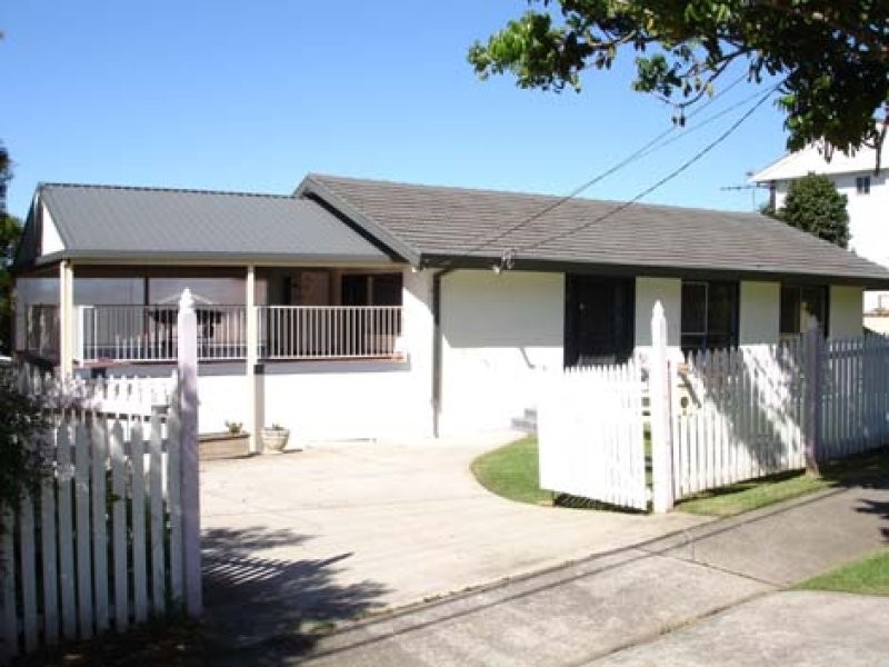 4 Coronation Road, Baulkham Hills NSW 2153