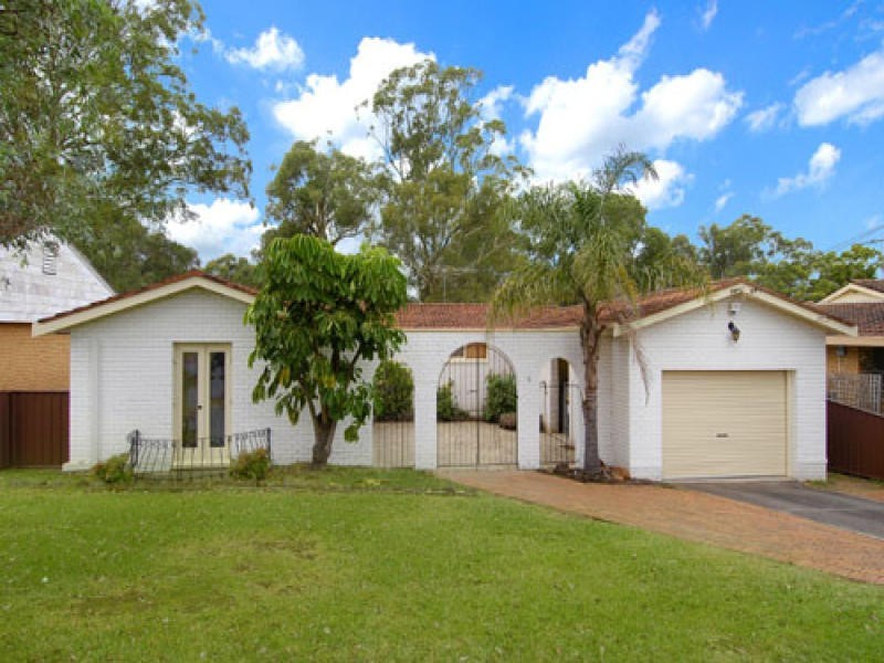 12 Glanmire Road, Baulkham Hills NSW 2153