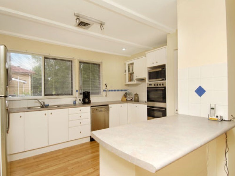 12 Glanmire Road, Baulkham Hills NSW 2153