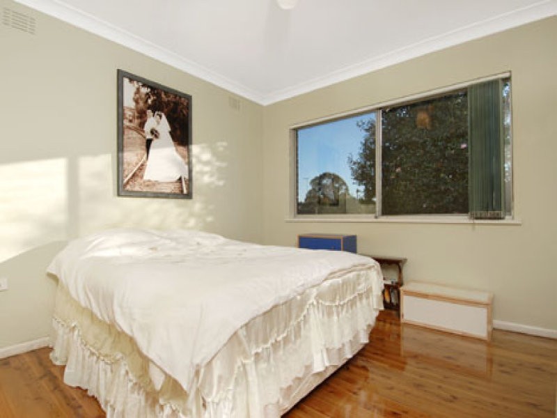 28 Sarah Crescent, Baulkham Hills NSW 2153