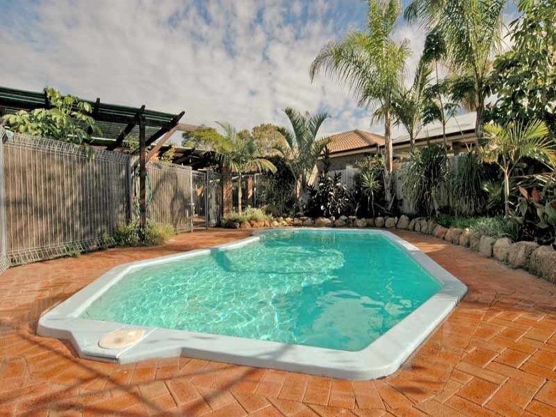 102 Maguire Ave, Beechboro WA 6063