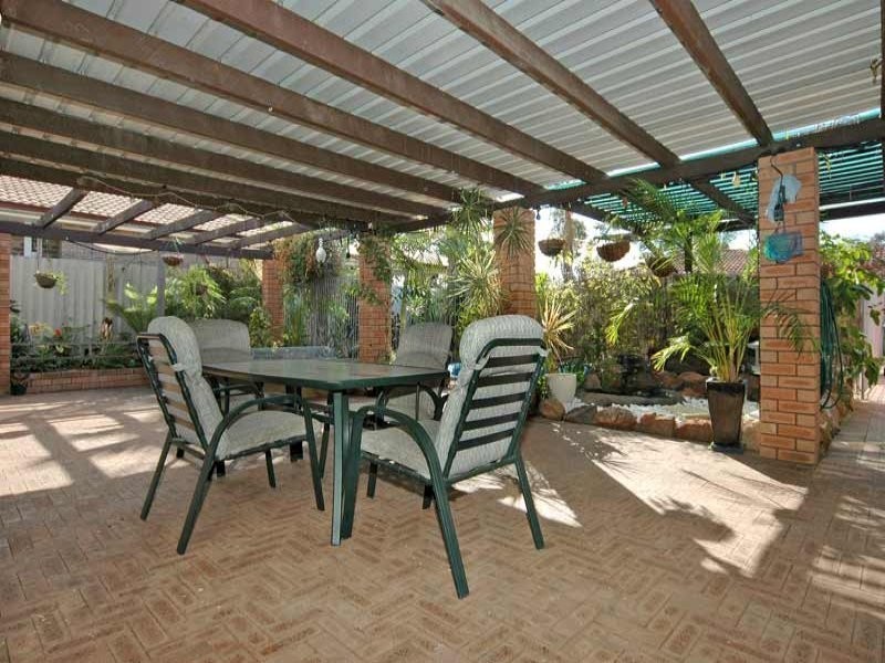 102 Maguire Ave, Beechboro WA 6063