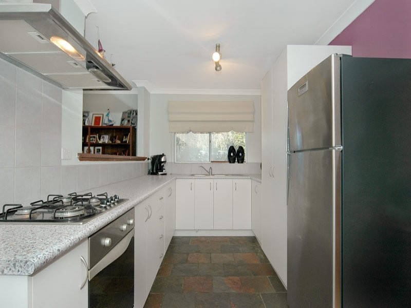 102 Maguire Ave, Beechboro WA 6063