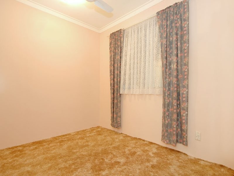 8 Brown Place, Beechboro WA 6063