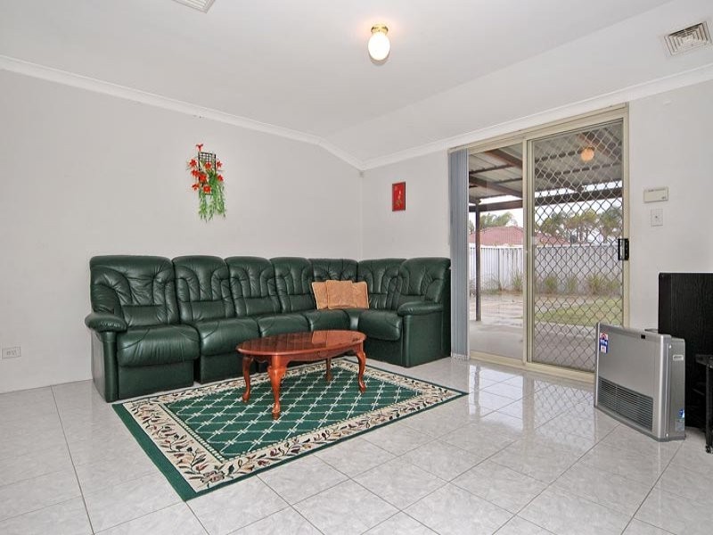 64 Badgingarra Gardens, Ballajura WA 6066