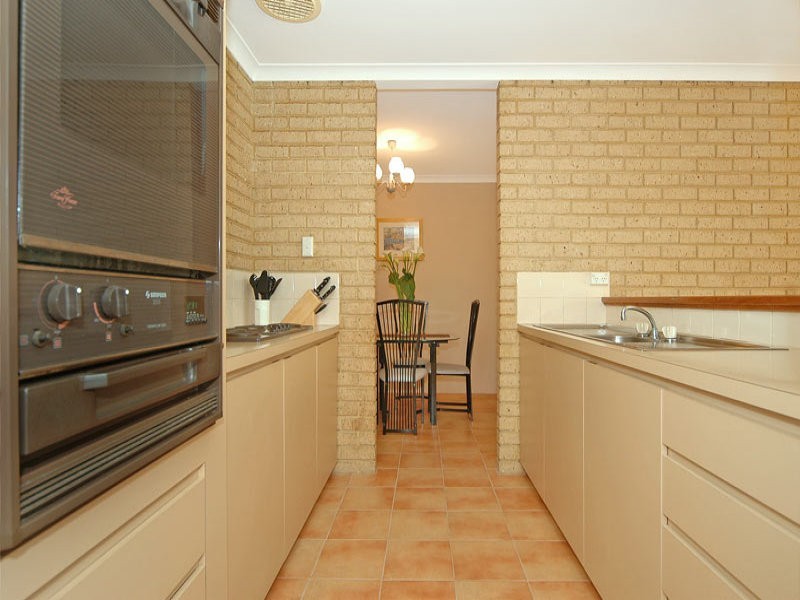 11b Phillips Court, Kiara WA 6054