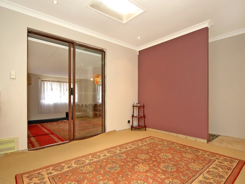 28 Madeira Avenue, Beechboro WA 6063