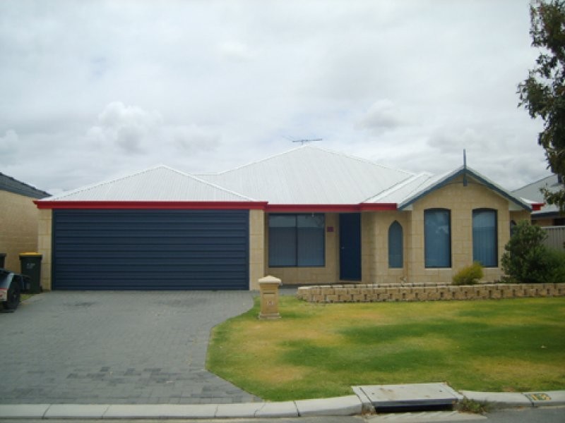 18 Whimbrel Parade, Beechboro WA 6063