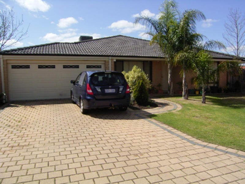 2 Viola Place, Beechboro WA 6063