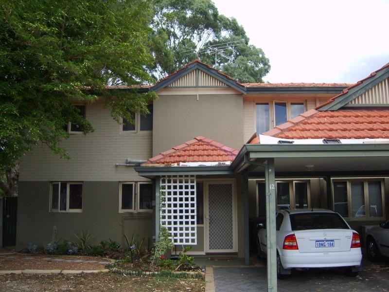 12 Rudge Place, Lockridge WA 6054