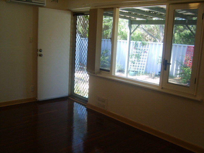 12 Rudge Place, Lockridge WA 6054