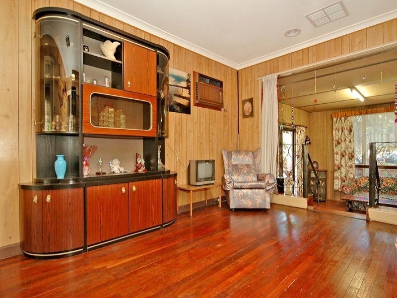 27 Arbon Way, Lockridge WA 6054